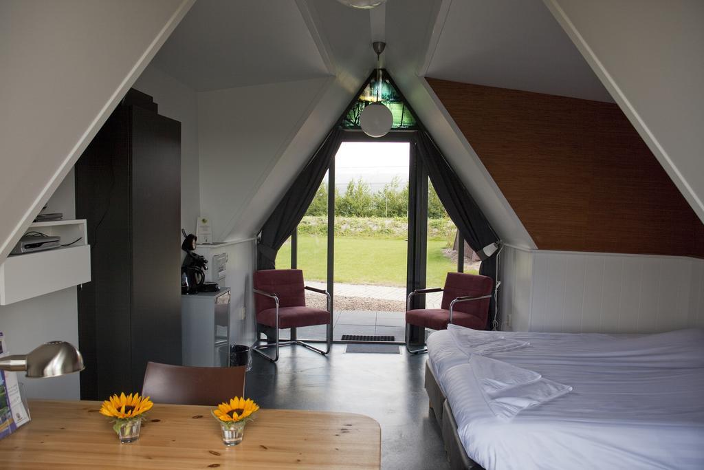Restinn Warmenhuizen Habitación foto